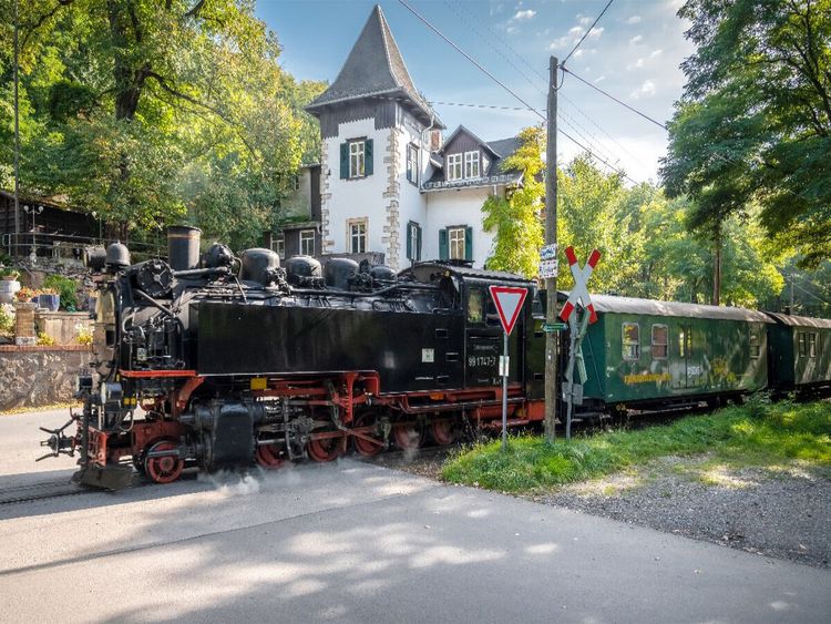 Produktbild: CALVENDO Puzzle L&ouml;ssnitzgrundbahn | 1000 Teile Lege-Gr&ouml;&szlig;e 64x48cm Foto-Puzzle f&uuml;r gl&uuml;ckliche Stunden