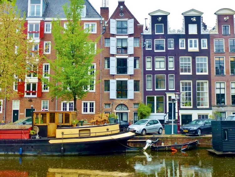 Produktbild: CALVENDO Puzzle Amsterdam - Gracht mit Hausboot | 1000 Teile Lege-Gr&ouml;&szlig;e 64x48cm Foto-Puzzle f&uuml;r gl&uuml;ckliche Stunden