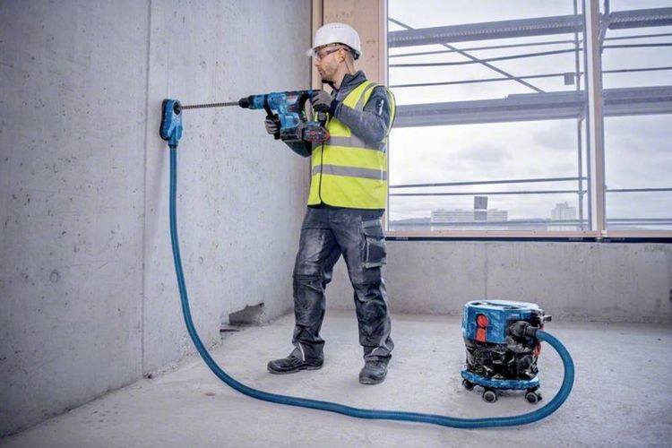 Produktbild: Bosch Professional GAS 18V-12 MC 06019K2000 Akku-Sauger 12l ohne Akku, ohne Ladeger&auml;t