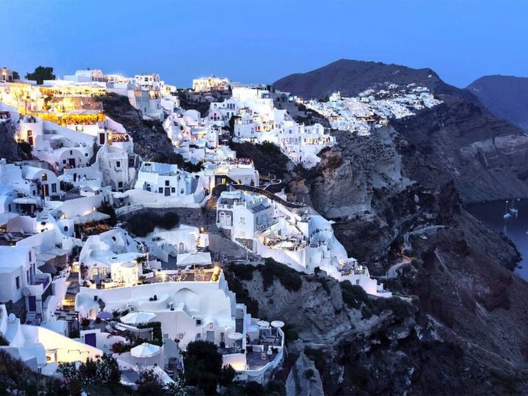 Produktbild: CALVENDO Puzzle Oia zur blauen Stunde | 1000 Teile Lege-Gr&ouml;&szlig;e 64x48cm Foto-Puzzle f&uuml;r gl&uuml;ckliche Stunden