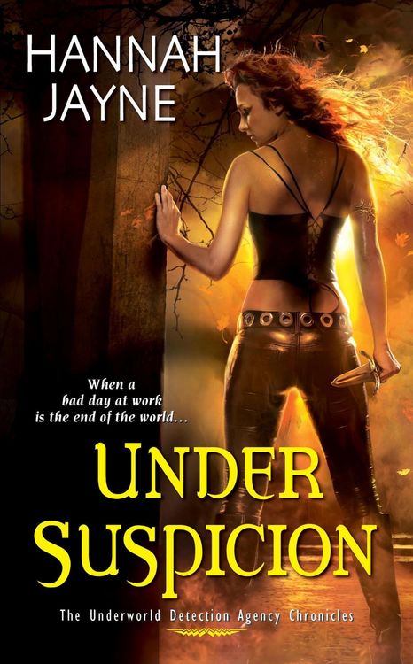 Produktbild: Under Suspicion