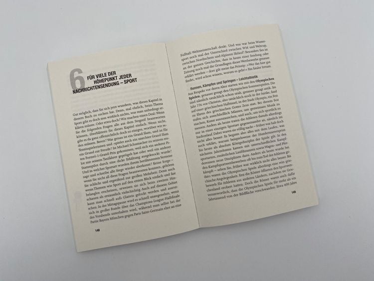 Produktbild: Das Buch, das (fast) alles erklärt