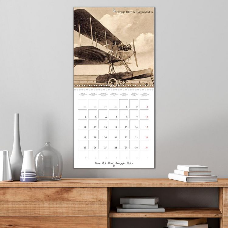 Produktbild: Avions biplans sur cartes postales anciennes (Calendrier mural carr&eacute; 2026 30x30 cm) Calendrier double avec une page pour vos prises de notes