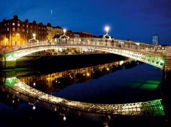 Produktbild: CALVENDO Puzzle Ha&acute;penny Bridge, Dublin | 2000 Teile Lege-Gr&ouml;&szlig;e 90x67cm Foto-Puzzle f&uuml;r gl&uuml;ckliche Stunden