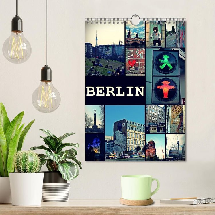 Produktbild: BERLIN / vertikal (Wandkalender 2027 DIN A4 hoch), CALVENDO Monatskalender
