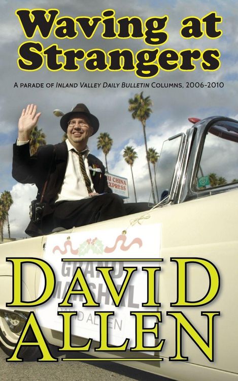 Produktbild: Waving at Strangers