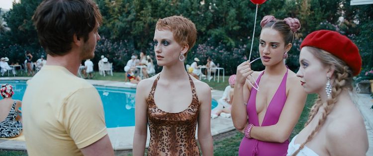 Produktbild: Under the Silver Lake