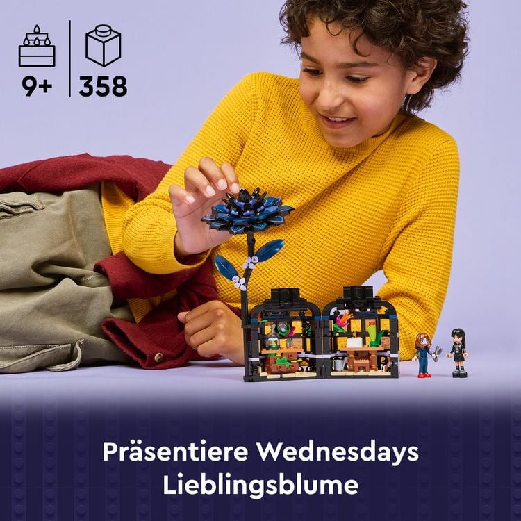 Produktbild: LEGO 76784 Wednesday Schwarze Dahlie, Kinder Geschenk, Spielzeug