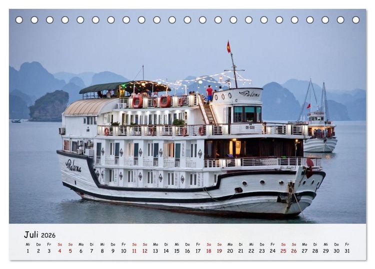 Produktbild: Weltreise - Zeitreise: Fotos vom Anfang dieses Jahrtausends (Tischkalender 2026 DIN A5 quer), CALVENDO Monatskalender