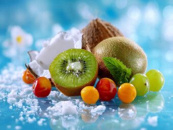 Produktbild: CALVENDO Puzzle Stillleben mit Kiwis und Kokosnuss | 1000 Teile Lege-Gr&ouml;&szlig;e 64x48cm Foto-Puzzle f&uuml;r gl&uuml;ckliche Stunden