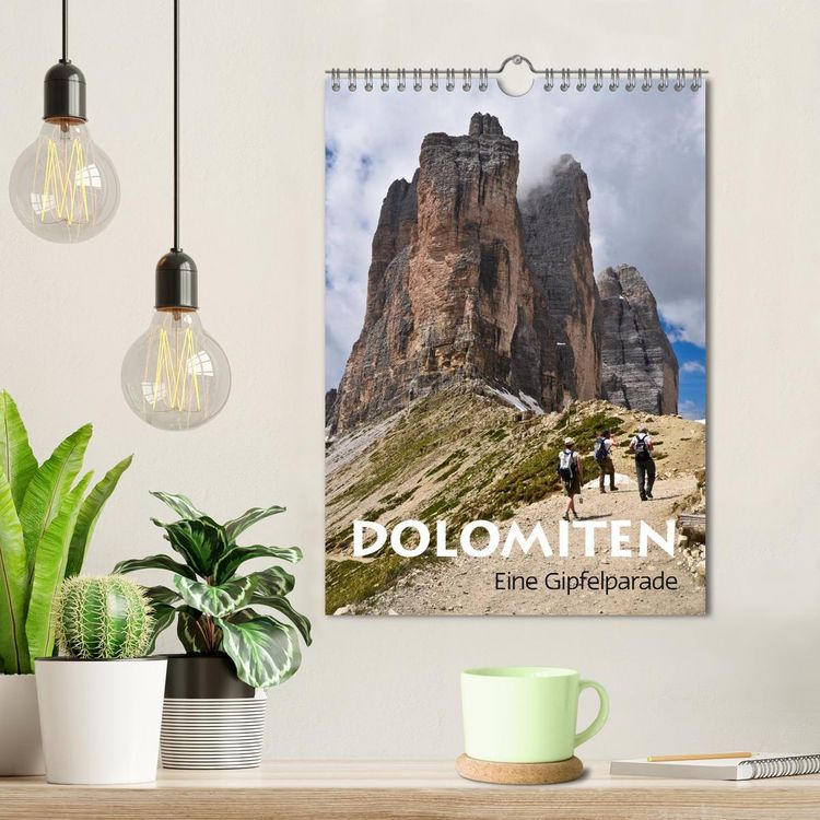 Produktbild: Dolomiten &ndash; Eine Gipfelparade (Wandkalender 2026 DIN A4 hoch), CALVENDO Monatskalender