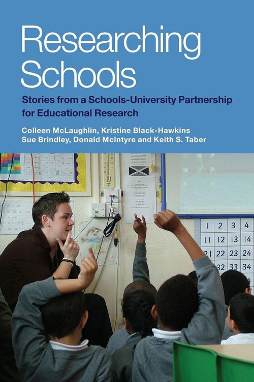 Produktbild: Researching Schools