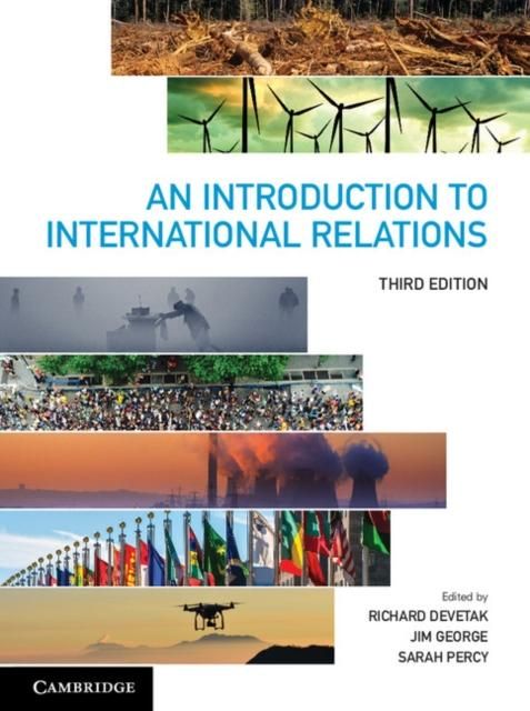 Produktbild: Introduction to International Relations