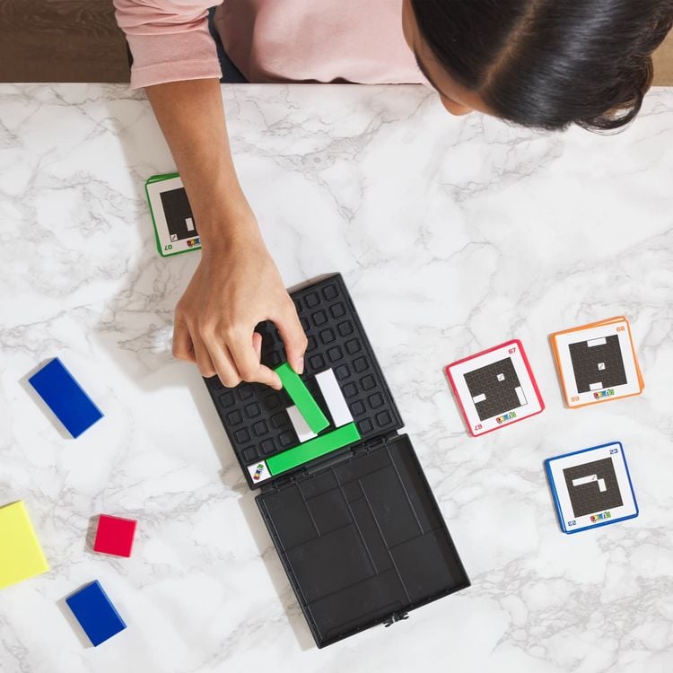 Produktbild: Rubik&rsquo;s Gridlock - spannendes Knobelspiel mit 88 Aufgaben