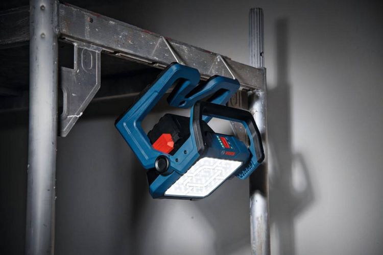 Produktbild: Bosch Professional GLI18V-5000 Akku-LED-Arbeitsleuchte 06019P5100