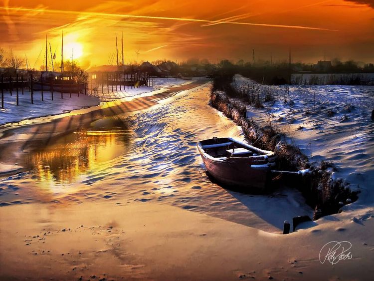Produktbild: CALVENDO Puzzle Friesland - Vareler Hafen | 1000 Teile Lege-Gr&ouml;&szlig;e 64x48cm Foto-Puzzle f&uuml;r gl&uuml;ckliche Stunden