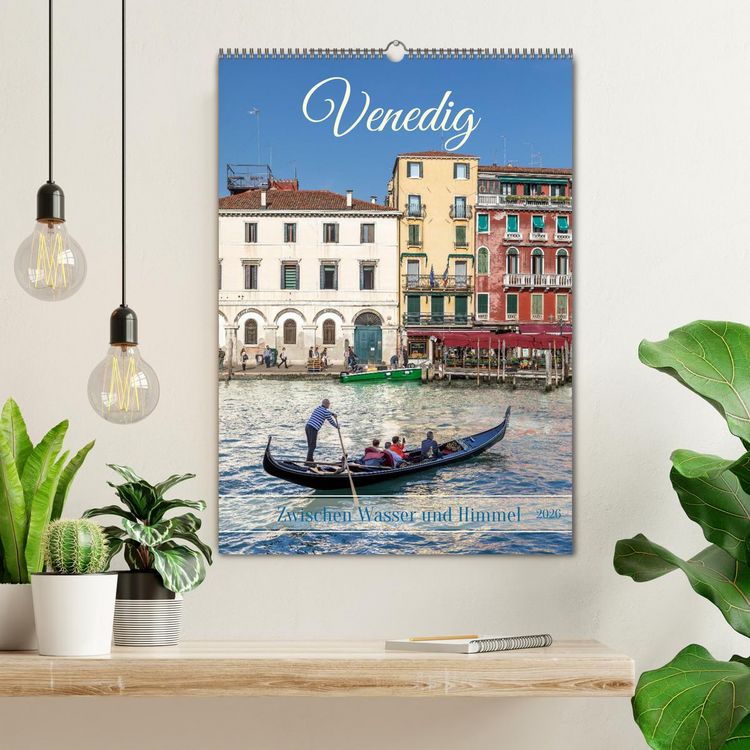 Produktbild: Venedig - Zwischen Wasser und Himmel (Wandkalender 2026 DIN A2 hoch), CALVENDO Monatskalender