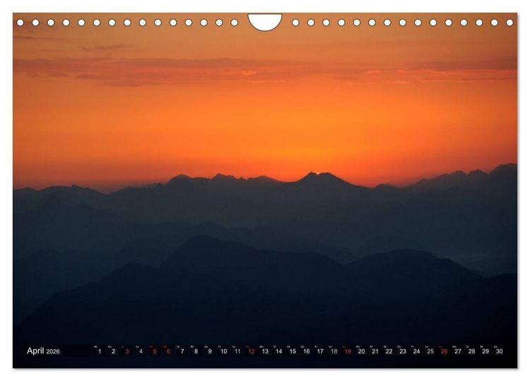 Produktbild: Magische Bergwelt, zwischen Sonnenaufgang und Sonnenuntergang (Wandkalender 2026 DIN A4 quer), CALVENDO Monatskalender