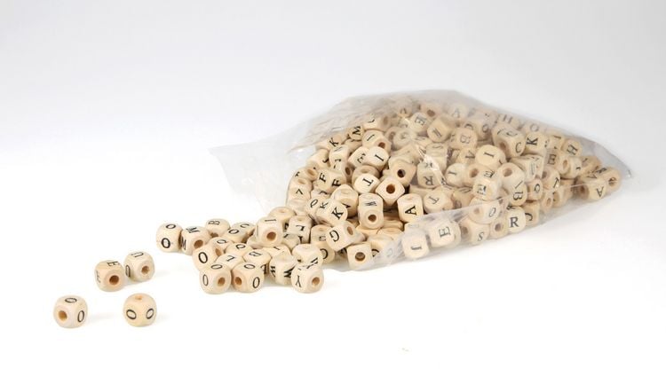 Produktbild: LENA 32005 - Holz-Buchstabenw&uuml;rfel, 300-tlg.