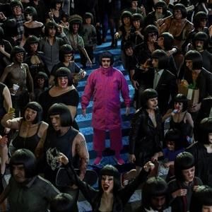 Produktbild: Alone In A Crowd