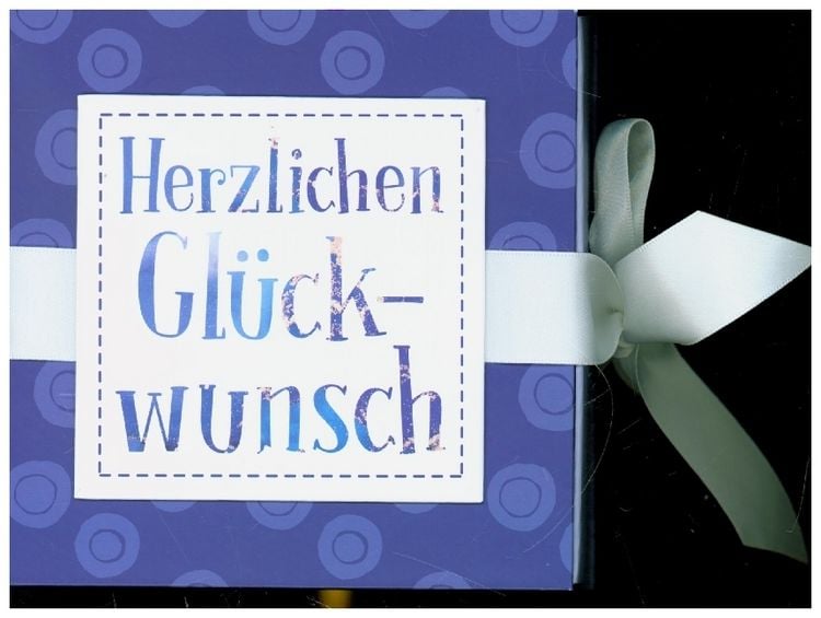 Produktbild: Geschenkschachtel mit Band 13 x 13 cm Herzlichen Gl&uuml;ckwunsch