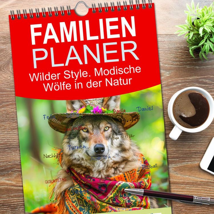 Produktbild: Familienplaner 2026 - Wilder Style. Modische W&ouml;lfe in der Natur mit 5 Spalten (Wandkalender, 21 x 45 cm) CALVENDO