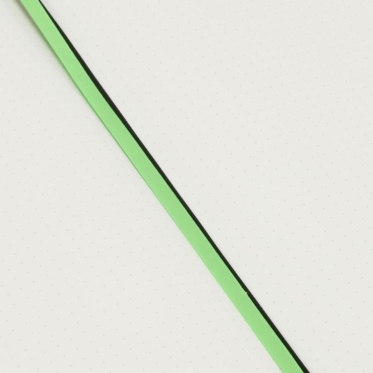 Produktbild: Notizbuch A5 Hardcover Kiwi Green Punktiert, 192 Seiten