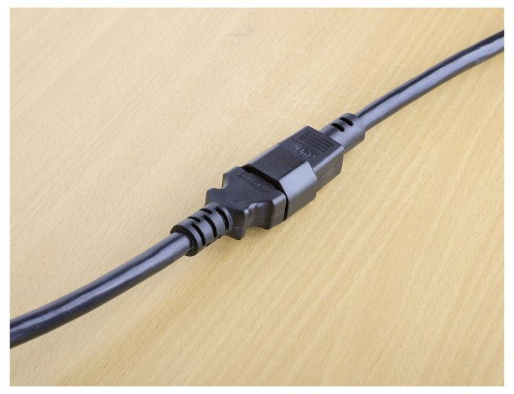 Produktbild: Manhattan Strom Anschlusskabel [1x Kaltger&auml;te-Buchse C13 - 1x Kaltger&auml;te-Stecker C14] 1 m Schwarz