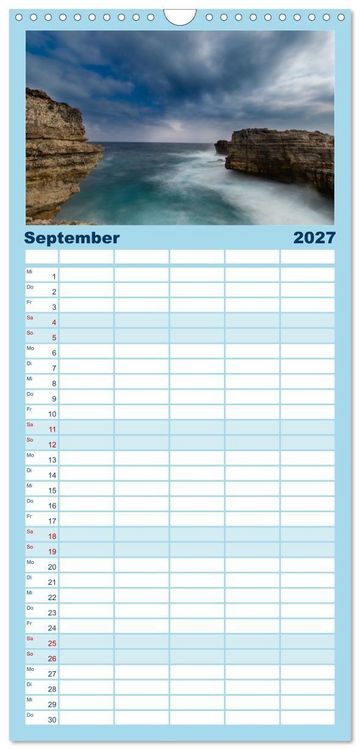 Produktbild: Familienplaner 2027 - Menorca - die kleine Schwester von Mallorca mit 5 Spalten (Wandkalender, 21 x 45 cm) CALVENDO