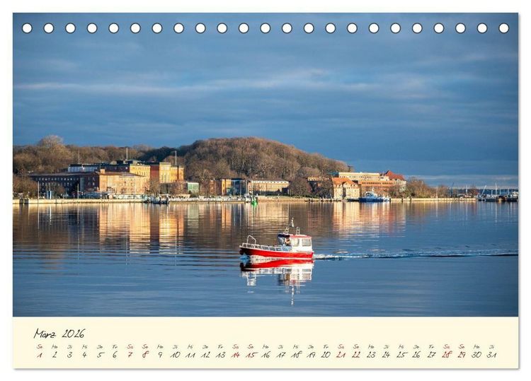 Produktbild: Kiel &ndash; Maritimes Flair im Wandel der Jahreszeiten (Tischkalender 2026 DIN A5 quer), CALVENDO Monatskalender