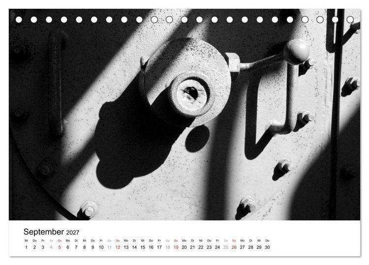Produktbild: Helden der Arbeit - Alte Arbeitsmittel des Ruhrgebiets (Tischkalender 2027 DIN A5 quer), CALVENDO Monatskalender