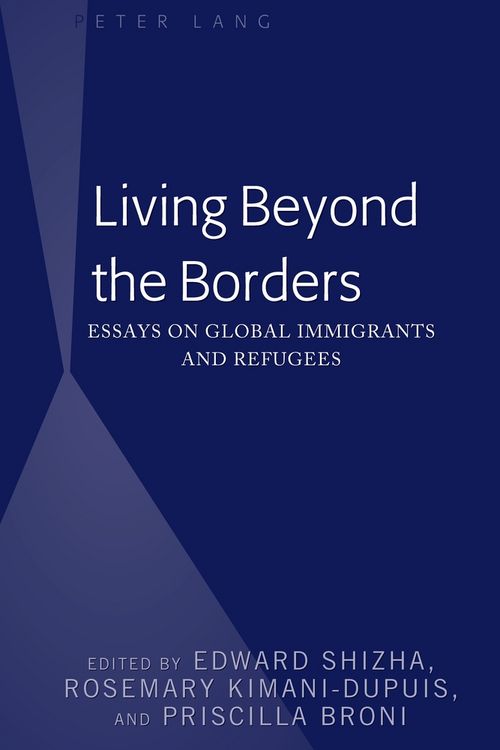 Produktbild: Living Beyond the Borders