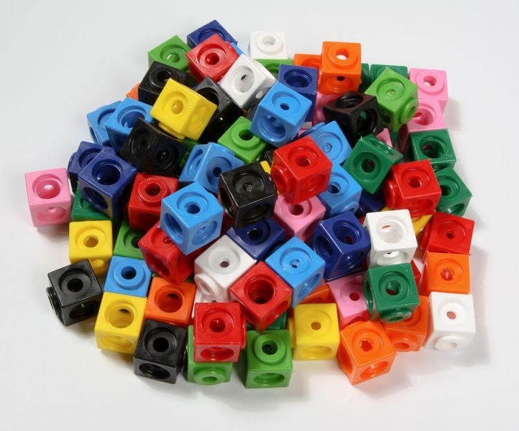 Produktbild: 100 Steckw&uuml;rfel 10-farbig 1,7cm