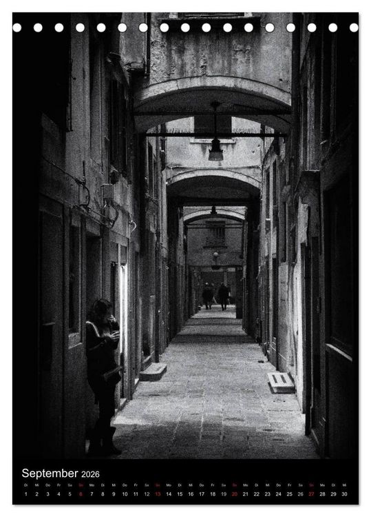Produktbild: Venice Noir - Das etwas andere Venedig (Tischkalender 2026 DIN A5 hoch), CALVENDO Monatskalender