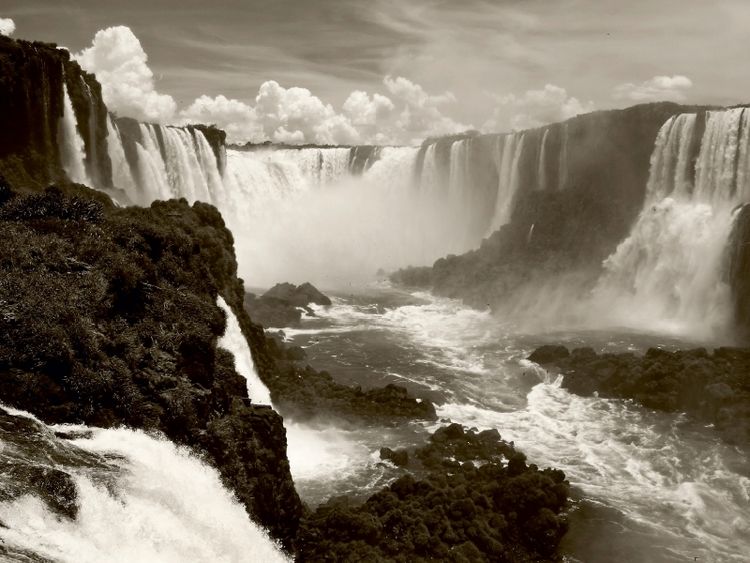 Produktbild: CALVENDO Puzzle Ein Motiv aus dem Kalender Naturerbe Iguaz&uacute; | 1000 Teile Lege-Gr&ouml;&szlig;e 64x48cm Foto-Puzzle f&uuml;r gl&uuml;ckliche Stunden