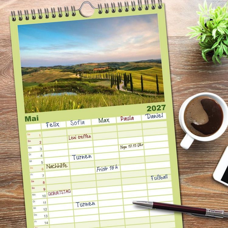 Produktbild: Familienplaner 2027 - Gr&uuml;ne Farbt&ouml;ne Toskana mit 5 Spalten (Wandkalender, 21 x 45 cm) CALVENDO