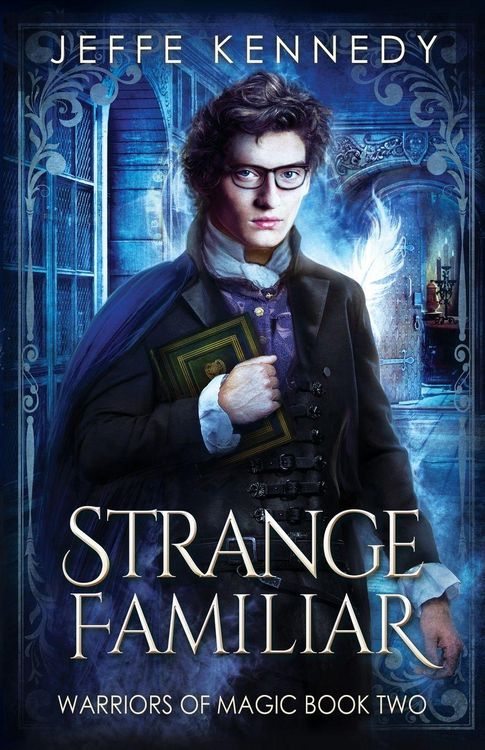 Produktbild: Strange Familiar