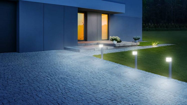 Produktbild: Steinel 055479 GL 80 SC LED-Außenstandleuchte mit Bewegungsmelder LED LED fest eingebaut 9.1 W Anthrazit