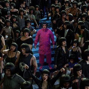 Produktbild: Alone In A Crowd