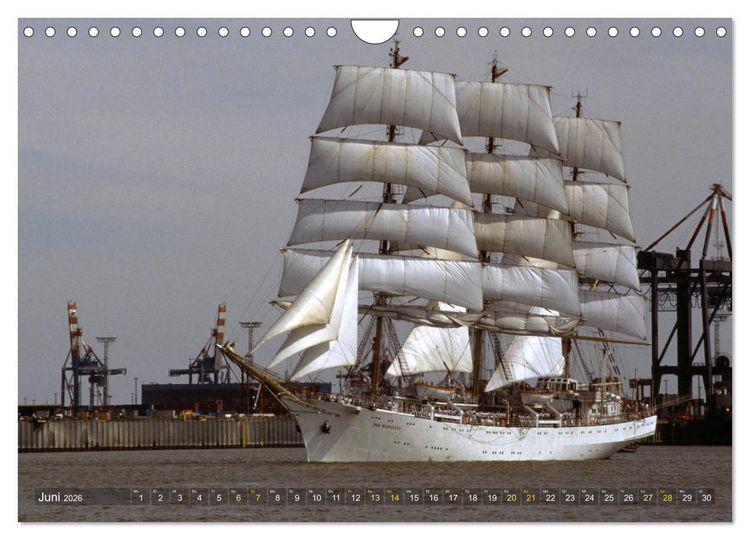 Produktbild: Analoge Fotografie Tall Ships Sail 1995 Bremerhaven (Wandkalender 2026 DIN A4 quer), CALVENDO Monatskalender