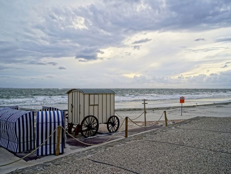 Produktbild: CALVENDO Puzzle Norderney - Badekultur der Vorv&auml;ter | 1000 Teile Lege-Gr&ouml;&szlig;e 64x48cm Foto-Puzzle f&uuml;r gl&uuml;ckliche Stunden