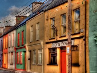 Produktbild: CALVENDO Puzzle Cahersiveen, Irland | 1000 Teile Lege-Gr&ouml;&szlig;e 64x48cm Foto-Puzzle f&uuml;r gl&uuml;ckliche Stunden