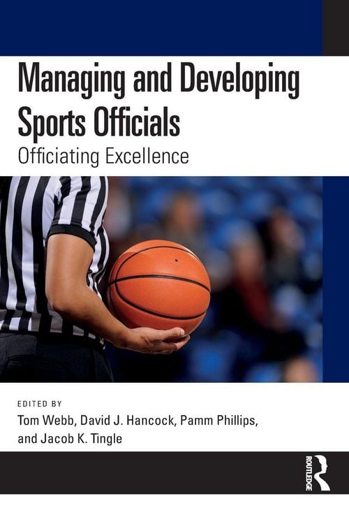 Produktbild: Managing and Developing Sports Officials