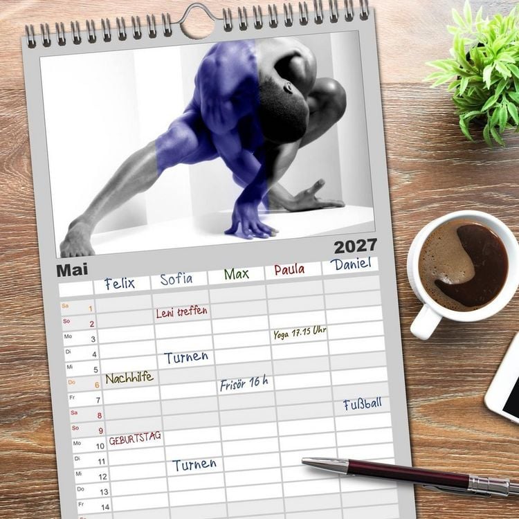 Produktbild: Familienplaner 2027 - Naked men behind the colors &ndash; &Auml;sthetische Aktfotografien mit 5 Spalten (Wandkalender, 21 x 45 cm) CALVENDO