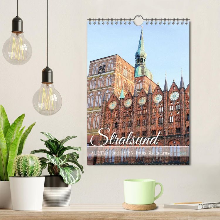 Produktbild: Stralsund - Altstadt und Hafen (Wandkalender 2026 DIN A4 hoch), CALVENDO Monatskalender