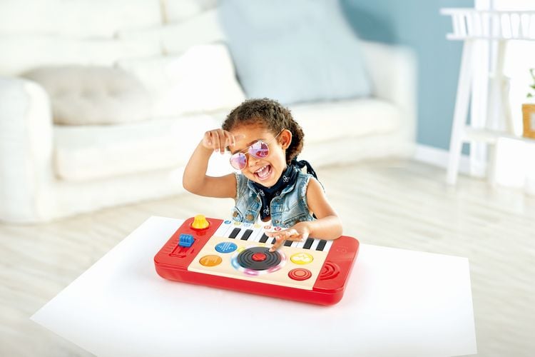 Produktbild: Hape - Schlauchboot mit R&uuml;ckziehmotor