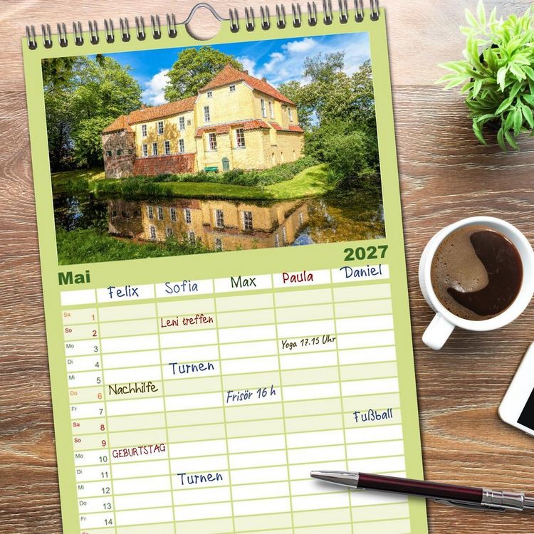 Produktbild: Familienplaner 2027 - Bezauberndes Ostfriesland mit 5 Spalten (Wandkalender, 21 x 45 cm) CALVENDO