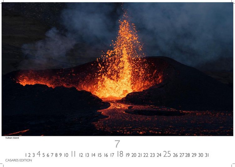 Produktbild: Vulkane Kalender 2027 &ndash; Wandkalender | Fotokalender Naturkalender 35x50cm Grosses Format | . mit atemberaubenden Vulkan- und Naturfotografien | Perfekt f&uuml;r Vulkanliebhaber & Natursch&auml;tze.