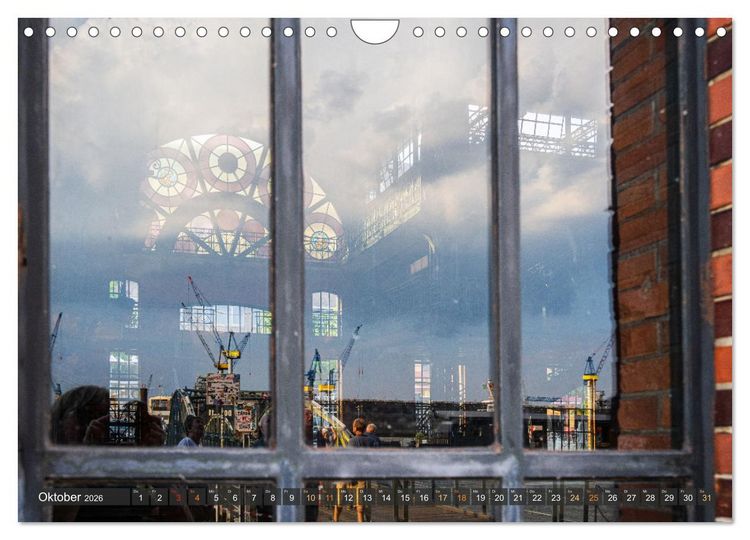 Produktbild: Die Hafenstadt Hamburg im Spiegel (Wandkalender 2026 DIN A4 quer), CALVENDO Monatskalender