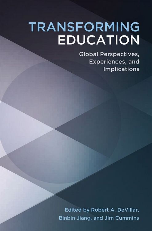 Produktbild: Transforming Education
